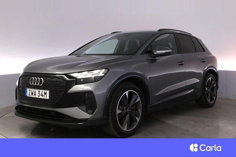 Grå Begagnad 2023 Audi Q4 e-tron Comfort SUV | 493 900 kr (Lite dyr) - Bild 1/4