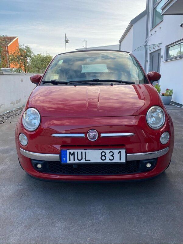 Röd Begagnad 2012 Fiat 500C Lounge Cab | 59 500 kr (Marknadspris) - Bild 1/4