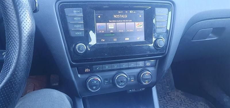 Begagnad Skoda Octavia 105 HK (77 kW) 2015 Halvkombi