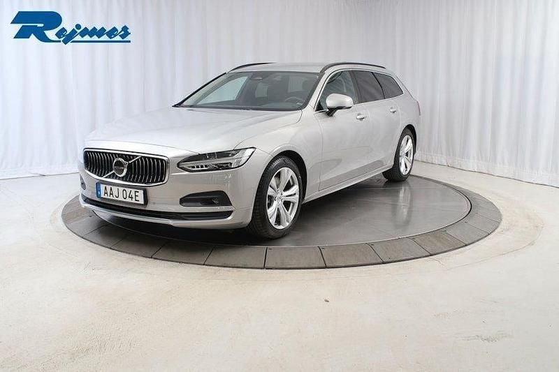 Silver Begagnad 2024 Volvo V90 Core Kombi | 399 900 kr (Marknadspris) - Bild 1/4