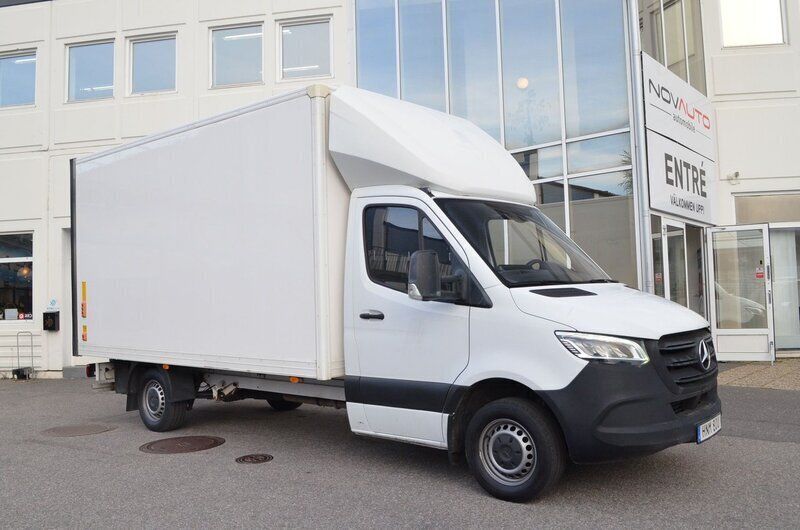 Vit Begagnad 2020 Mercedes Sprinter Van | 399 000 kr (Dyr) - Bild 1/4