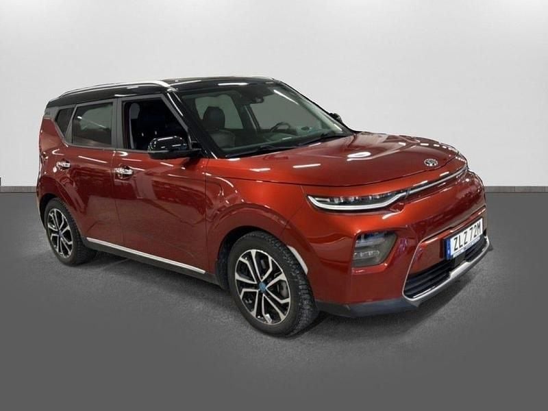 Begagnad Kia Soul EV Advance 150 kW (204 HK) 2020 /se3/ mars orange/cherry black SUV