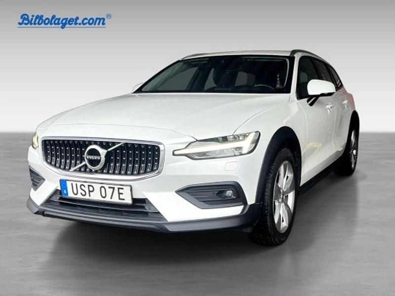 Vit Begagnad 2020 Volvo V60 CC Kombi | 334 900 kr (Marknadspris) - Bild 1/4