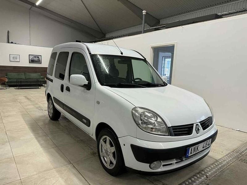Begagnad Renault Kangoo 95 HK (69 kW) 2007 Vit Minibuss