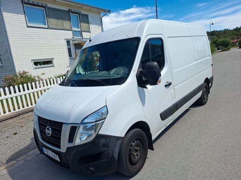 Vit Begagnad 2016 Nissan NV400 Van | 53 500 kr (Superpris) - Bild 1/4