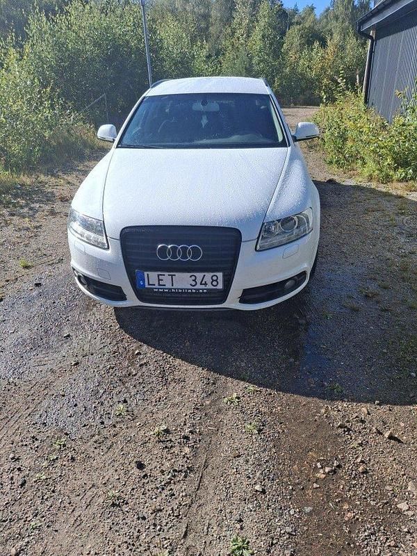 Vit Begagnad 2011 Audi A6 Proline Kombi | 60 000 kr (Marknadspris) - Bild 1/4