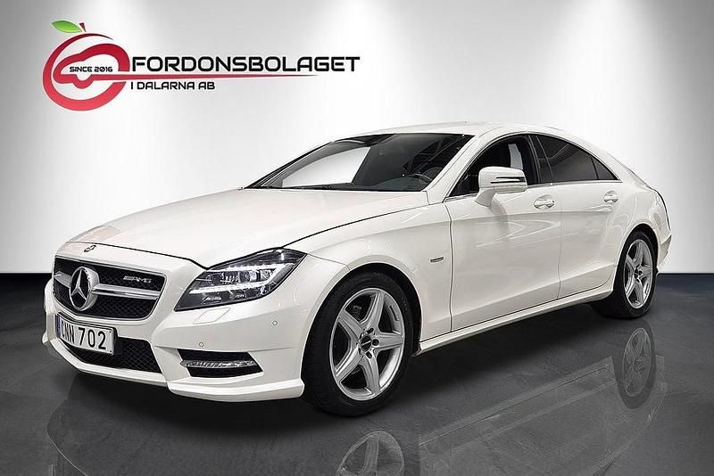 Vit Begagnad 2011 Mercedes CLS350 AMG | 269 900 kr - Bild 1/4