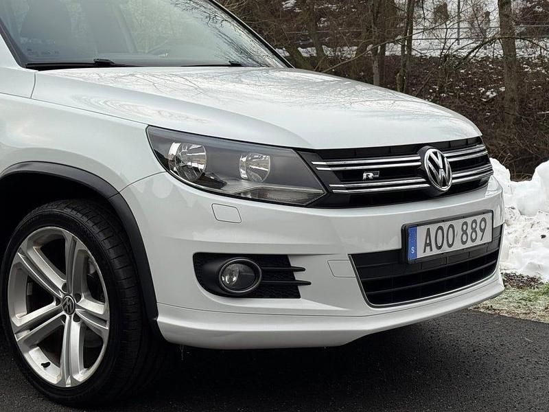 Begagnad VW Tiguan Sportline 160 HK (117 kW) 2014 Vit SUV