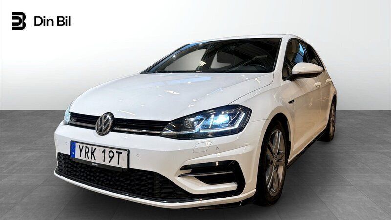 Vit Begagnad 2019 VW Golf VII R-line Plus Halvkombi | 224 900 kr (Marknadspris) - Bild 1/4