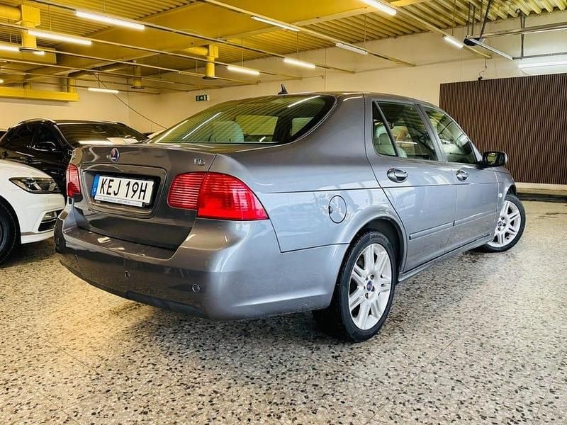Begagnad Saab 9-5 150 HK (110 kW) 2007 Grå