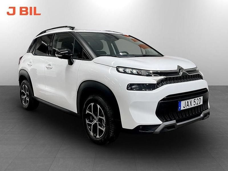 Vit Begagnad 2024 Citroën C3 PureTech Halvkombi | 184 900 kr (Marknadspris) - Bild 1/3