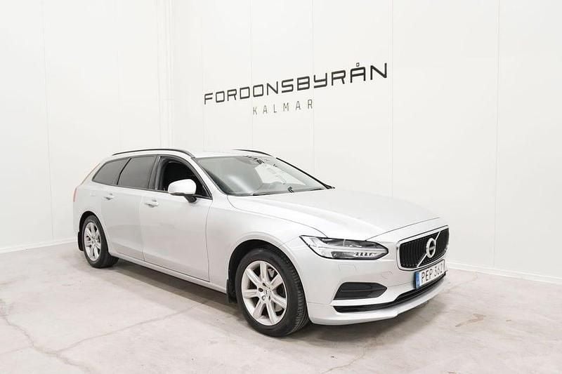 Silver Begagnad 2017 Volvo V90 Business Edition Kombi | 179 800 kr (Bra pris) - Bild 1/4