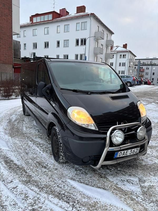 Begagnad 2014 Renault Trafic Minibuss | 69 000 kr (Dyr) - Bild 1/4