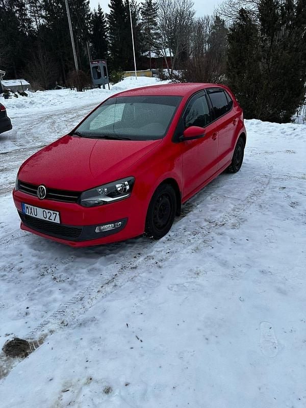 Begagnad VW Polo 90 HK (66 kW) 2013 Halvkombi