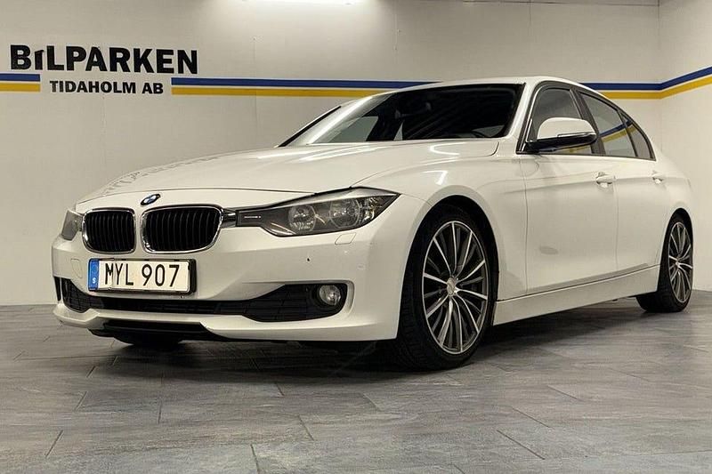 Begagnad BMW 316 116 HK (85 kW) 2012 Vit Sedan