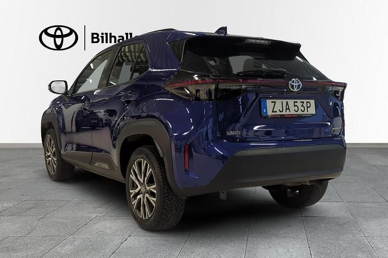 Begagnad Toyota Yaris Hybrid Active 117 HK (86 kW) 2023 Blå