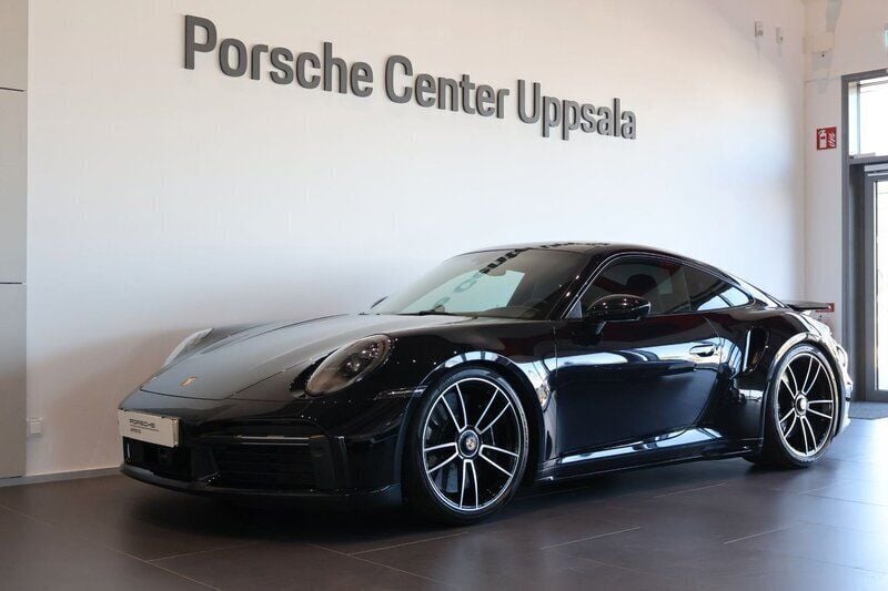 Svart Begagnad 2021 Porsche 911 Turbo S Sportkupé | 2 265 000 kr - Bild 1/4