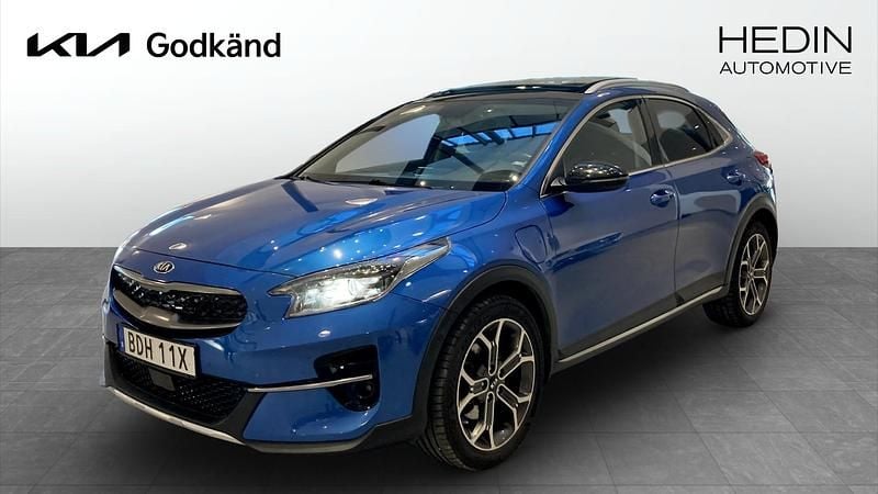 Blå (blue) Begagnad 2021 Kia XCeed 2 SUV | 249 900 kr (Lite dyr) - Bild 1/4