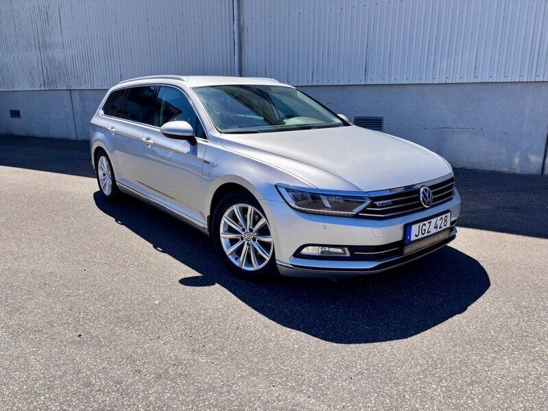 Silver Begagnad 2016 VW Passat Kombi | 144 900 kr (Marknadspris) - Bild 1/4