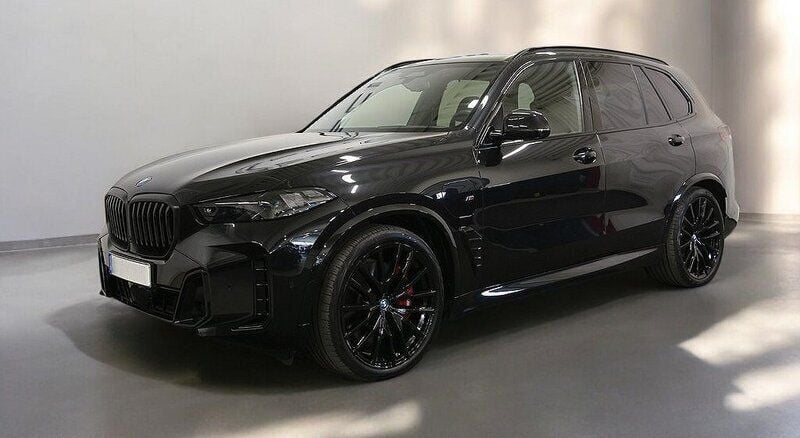 Begagnad 2024 BMW X5 Comfort Edition SUV | 1 049 000 kr (Marknadspris) - Bild 1/4