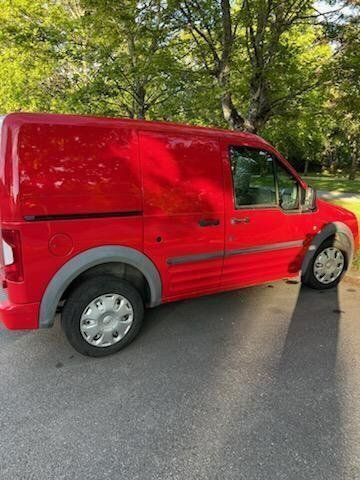 Röd Begagnad 2013 Ford Transit | 32 000 kr (Marknadspris) - Bild 1/4