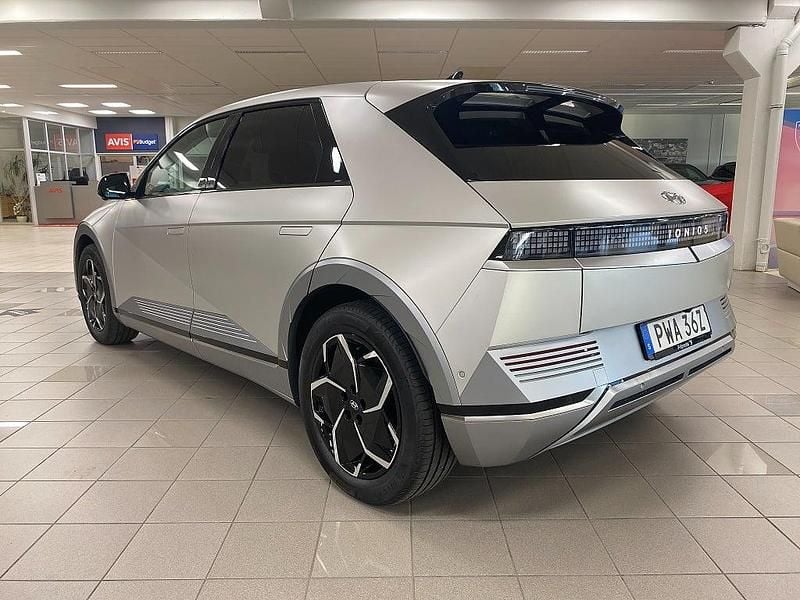 Begagnad Hyundai Ioniq 5 Advanced 167 kW (228 HK) 2023 Grå SUV