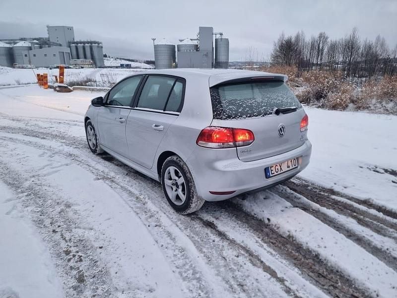 Begagnad 2012 VW Golf VII Halvkombi | 105 000 kr (Marknadspris) - Bild 1/4