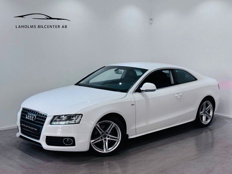 Vit Begagnad 2009 Audi A5 S-Line Sportkupé | 79 900 kr (Marknadspris) - Bild 1/4