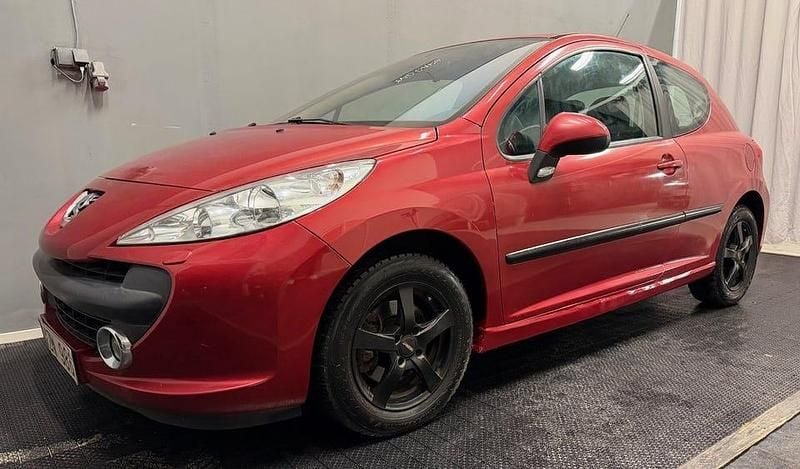 Begagnad Peugeot 207 Sport 109 HK (80 kW) 2007 Röd Halvkombi