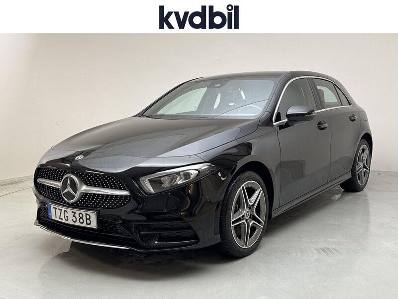 Svart Begagnad 2022 Mercedes A250 AMG line Halvkombi | 279 900 kr (Superpris) - Bild 1/3
