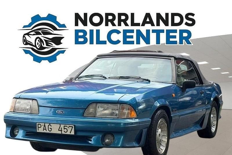 Blå Begagnad 1989 Ford Mustang GT Convertible Cab | 95 000 kr - Bild 1/4