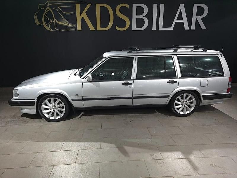 Silver Begagnad 1998 Volvo 940 Standard Kombi | 79 900 kr - Bild 1/4