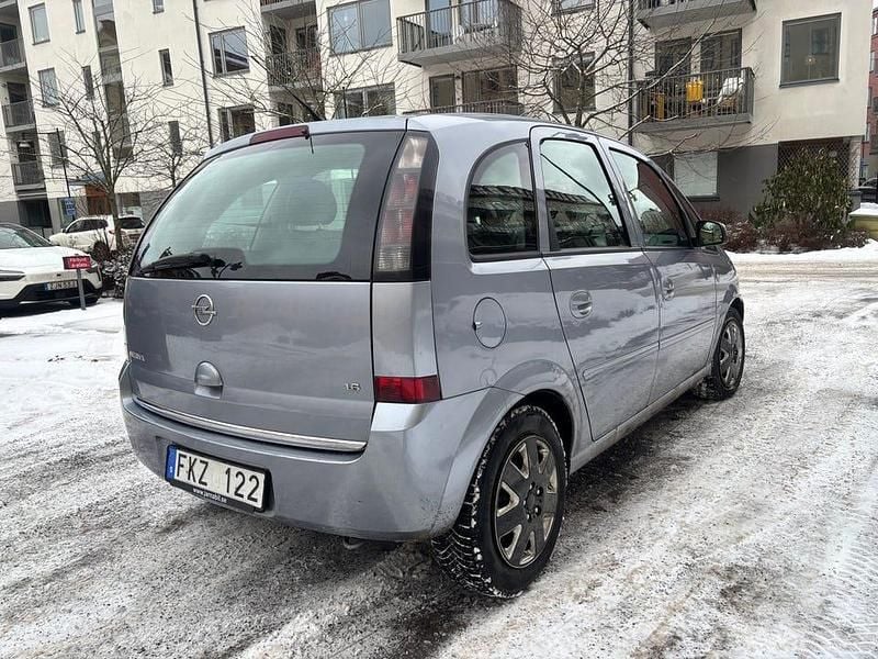 Begagnad Opel Meriva 105 HK (77 kW) 2007 Minibuss