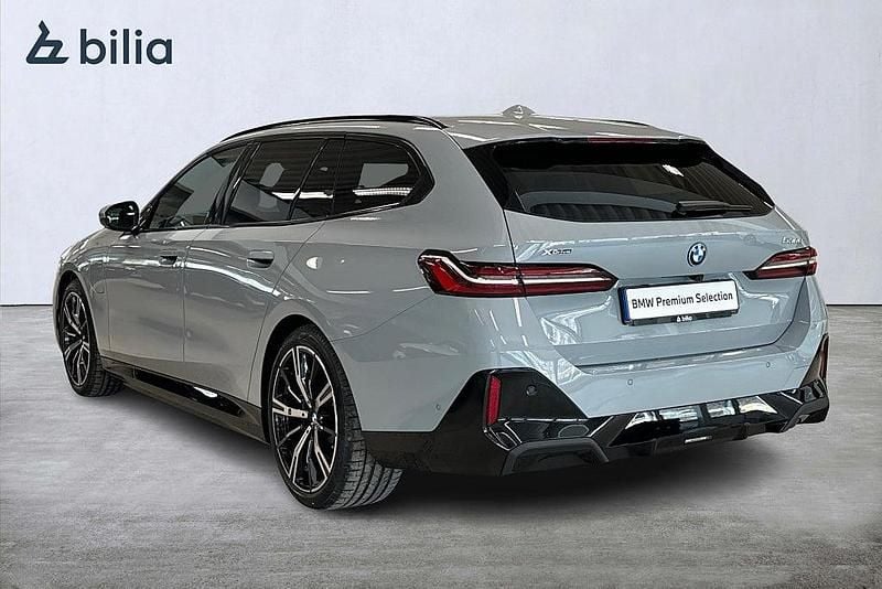 Begagnad BMW 530e Comfort Edition 2026 Grå Kombi