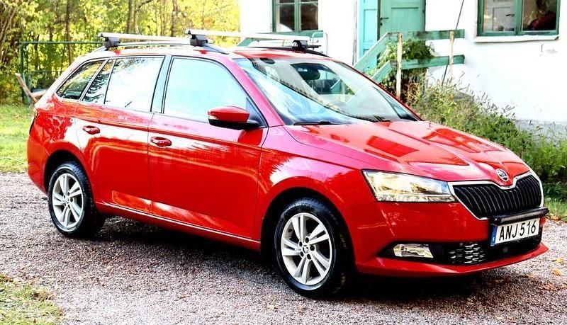 Begagnad 2018 Skoda Fabia Kombi | 99 900 kr (Marknadspris) - Bild 1/4