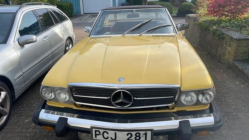 Begagnad Mercedes SL450 225 HK (165 kW) 1974 Cab