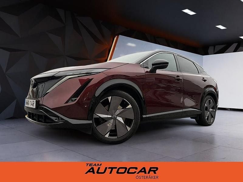 Röd Begagnad 2022 Nissan Ariya Evolve SUV | 399 900 kr - Bild 1/4
