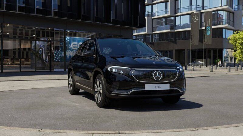 Svart Begagnad 2023 Mercedes EQA250+ Edition SUV | 529 000 kr (Bra pris) - Bild 1/4