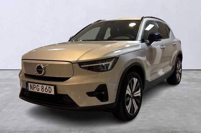 Begagnad 2023 Volvo XC40 SUV | 399 800 kr (Marknadspris) - Bild 1/4