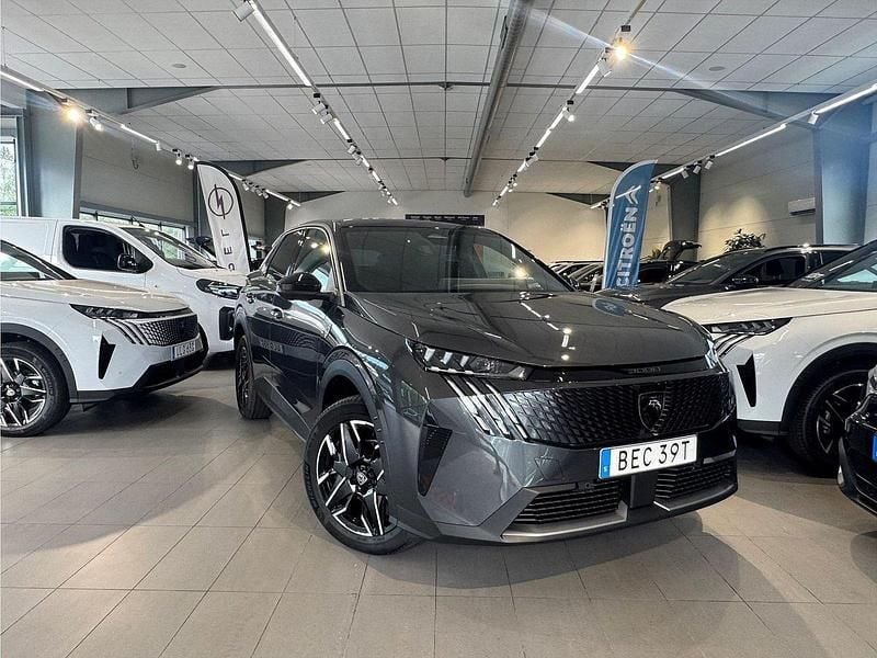 Grå Begagnad 2025 Peugeot 3008 GT SUV | 379 900 kr - Bild 1/4