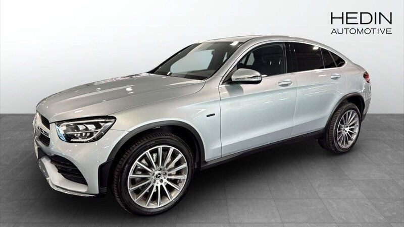 Silver Begagnad 2021 Mercedes GLC300 AMG Sportkupé | 439 900 kr - Bild 1/4