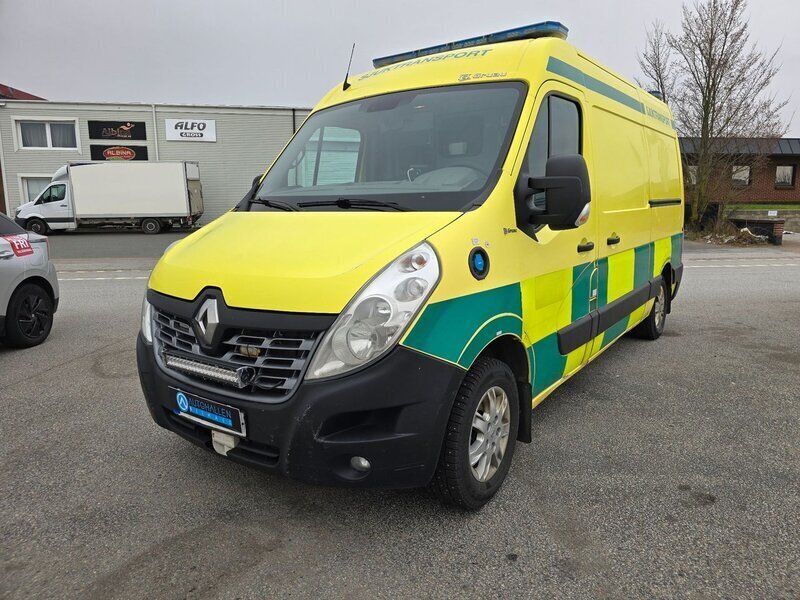 Gul Begagnad 2017 Renault Master Van | 116 200 kr - Bild 1/4