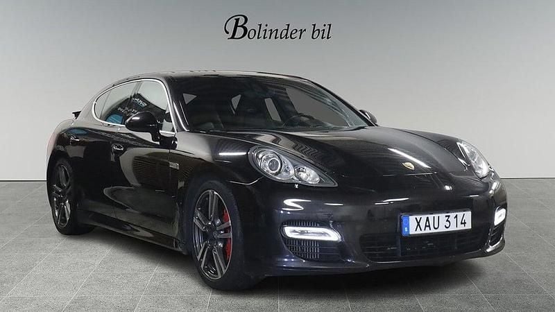 Svart Begagnad 2012 Porsche Panamera Halvkombi | 309 800 kr - Bild 1/4