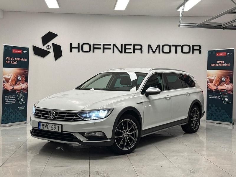 Vit Begagnad 2015 VW Passat Alltrack Kombi | 164 000 kr (Lite dyr) - Bild 1/4