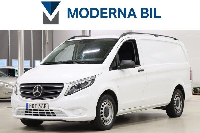 Vit Begagnad 2022 Mercedes Vito Minibuss | 339 900 kr (Bra pris) - Bild 1/4