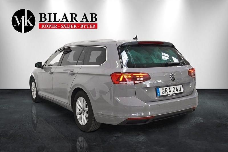 Begagnad VW Passat 150 HK (110 kW) 2022 Grå Kombi