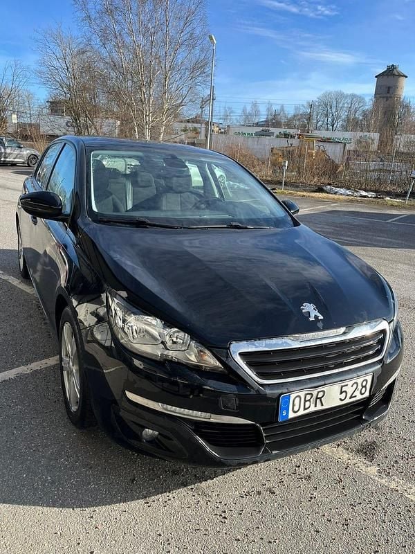 Begagnad Peugeot 308 92 HK (67 kW) 2013