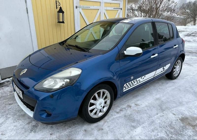 Begagnad 2011 Renault Clio R.S. Halvkombi | 20 000 kr (Bra pris) - Bild 1/4