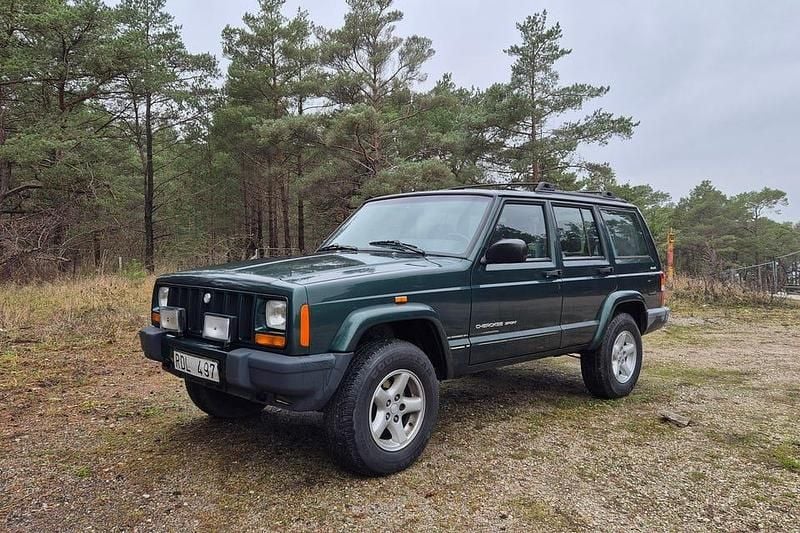 Begagnad 2000 Jeep Cherokee SUV | 110 000 kr - Bild 1/4