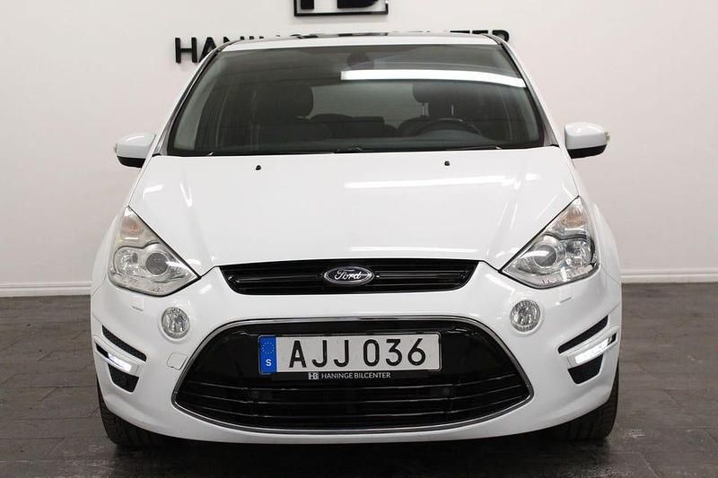 Begagnad Ford S-MAX Business Edition 164 HK (120 kW) 2015 Vit Minibuss
